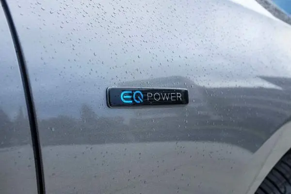 Mercedes-Benz B-Klasse og CLA plug-in hybrid