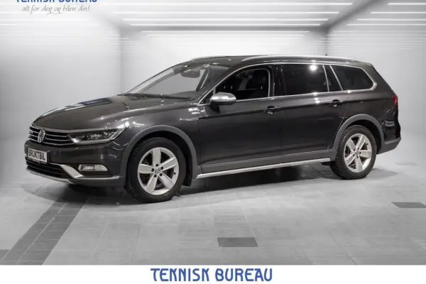Volkswagen Passat Alltrack - 190hk aut. R.Kam|ACC/H.feste|Park.varme