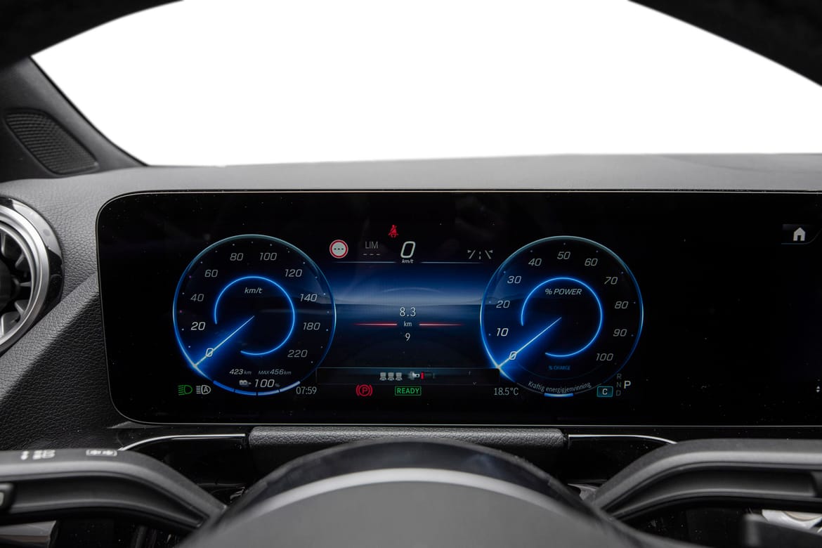 Bilde 17 av 34: «Mercedes-Benz EQA 300 4MATIC»