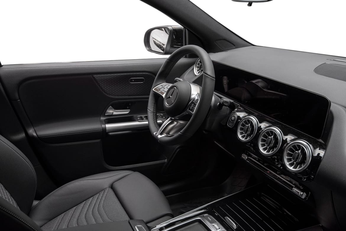 Bilde 34 av 34: «Mercedes-Benz EQA 300 4MATIC»